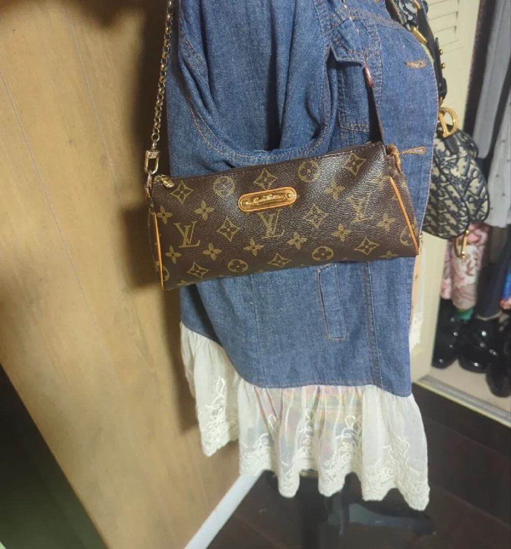 Authentic Louis Vuitton Monogram Eva Clutch Canvas Brown & Tan Chain Crossbody